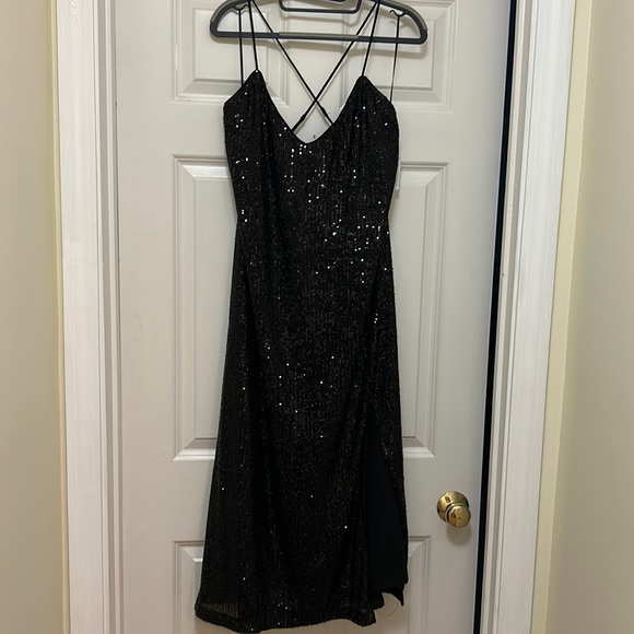 NWT Black Sequin Dress With Side Slit Size 12 - Picture 1 of 16